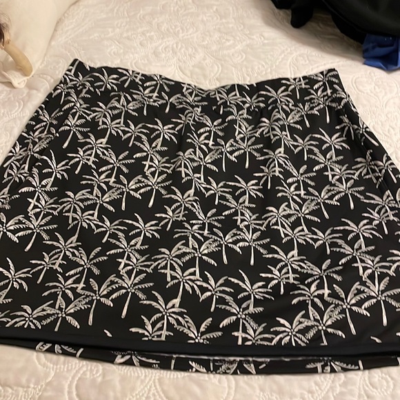 Crown and ivy skort L - Picture 1 of 7